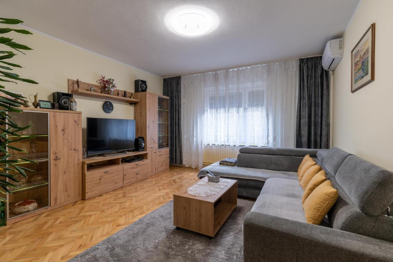 Cosy House - Home Base Maribor Buitenkant foto